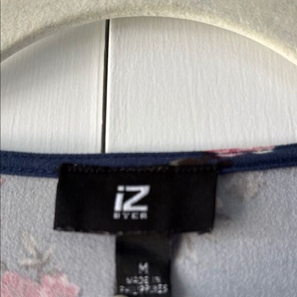 IZ BYER Floral Short Flutter Sleeve Knit Wrap Dress Navy Blue Pink Size Medium - Picture 2 of 8